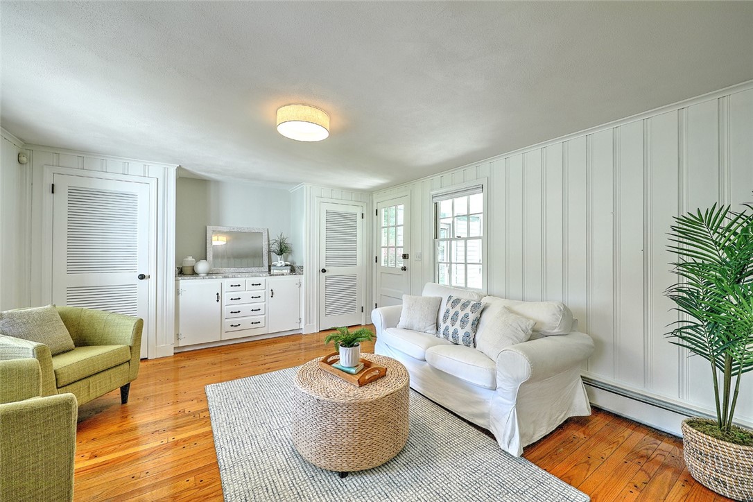 1 Briarwood Drive