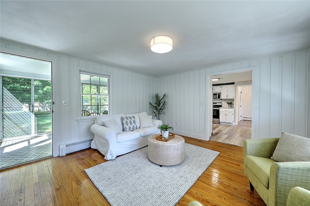 1 Briarwood Drive