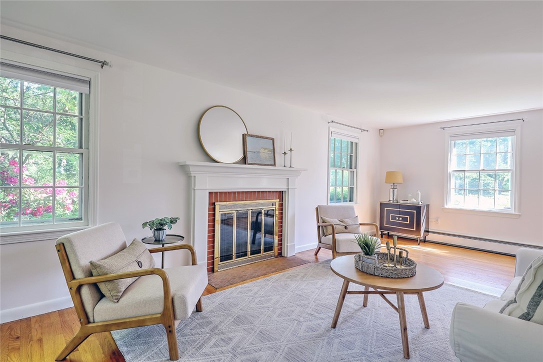 1 Briarwood Drive
