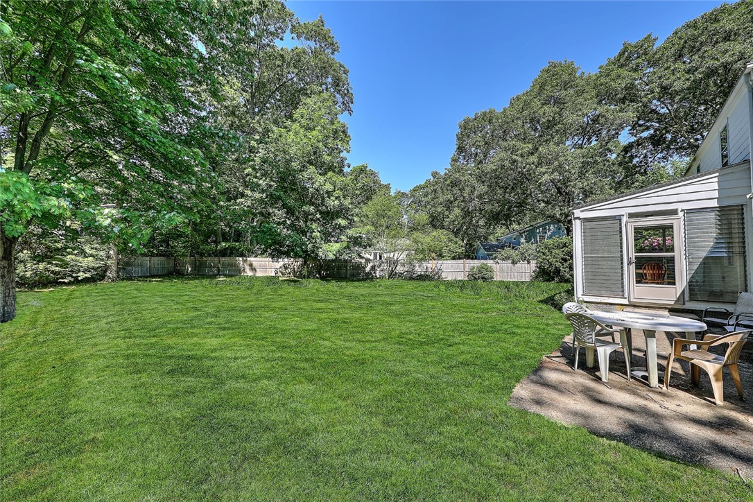 1 Briarwood Drive
