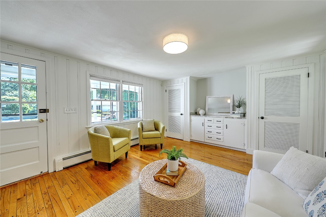 1 Briarwood Drive