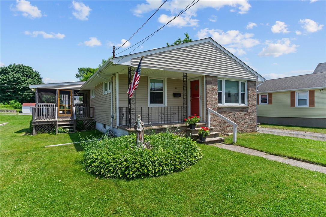 11 Custer Avenue