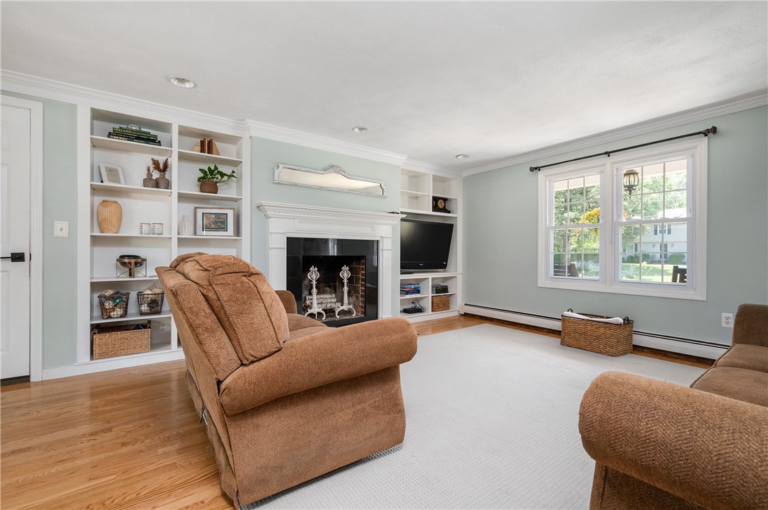 40 Candlewood Drive