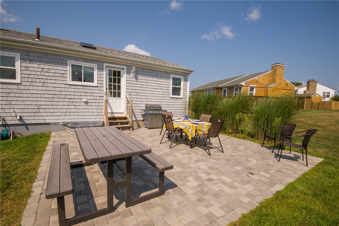 14 LARCH Avenue