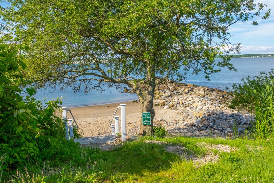 15 Anawan Drive
