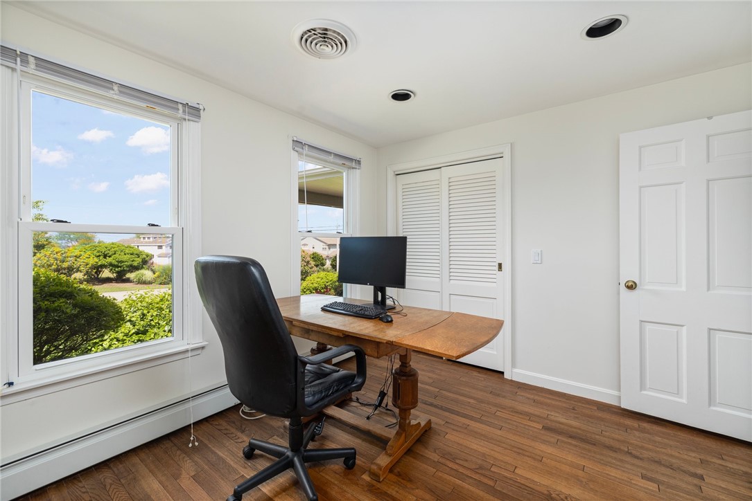 15 Anawan Drive