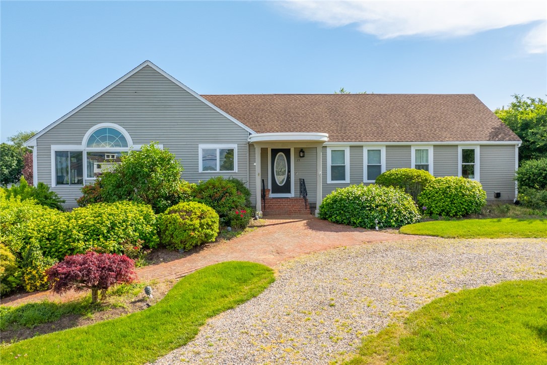 15 Anawan Drive