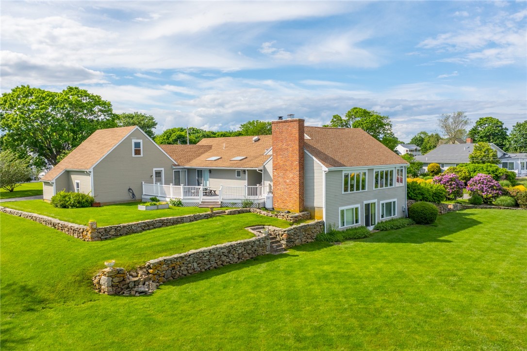 15 Anawan Drive