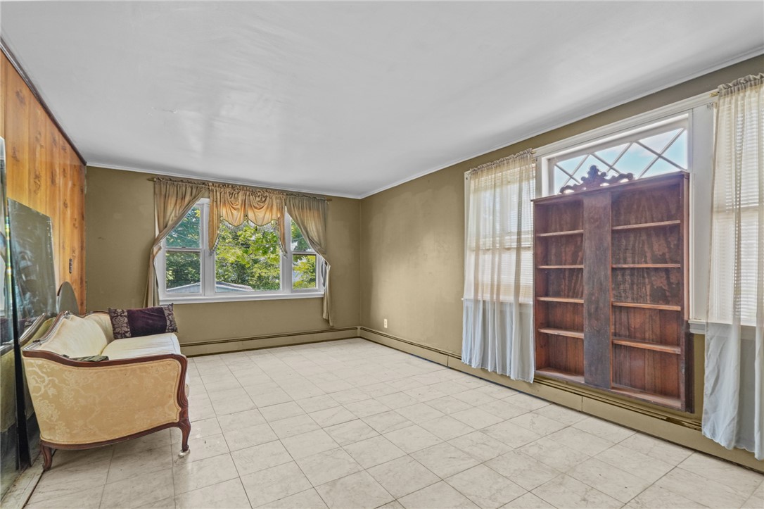 99 Summit Road