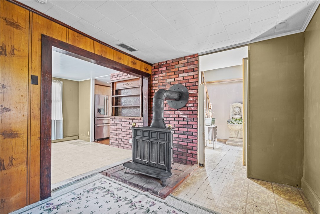 99 Summit Road