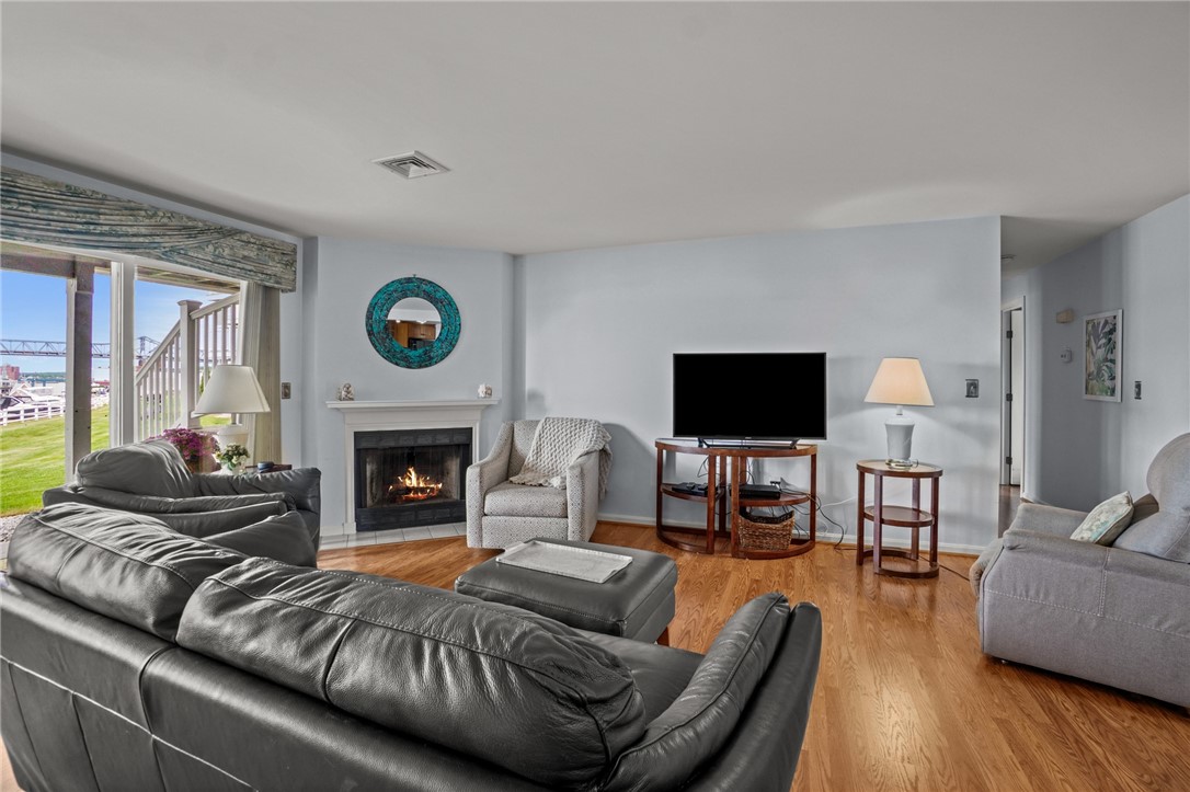 700 Shore Drive 602