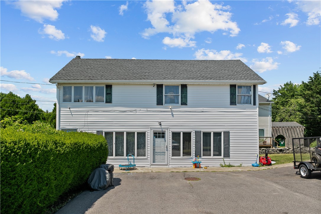 1704 West Main Road