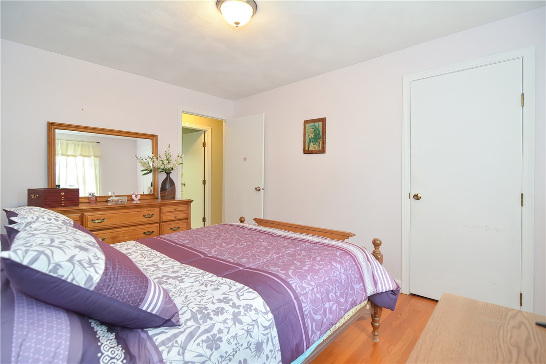 5 Alves Street