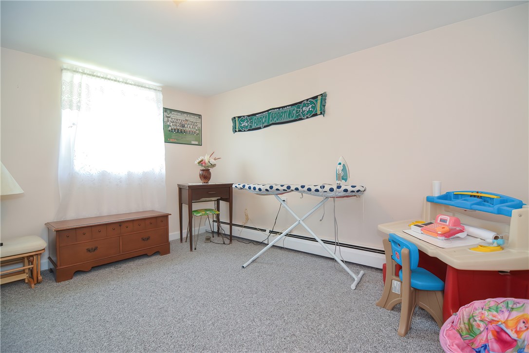 5 Alves Street