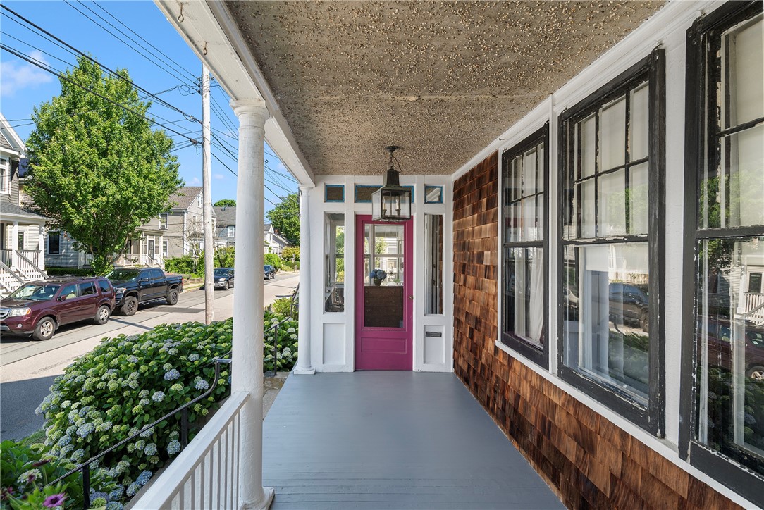 54 Gibbs Avenue