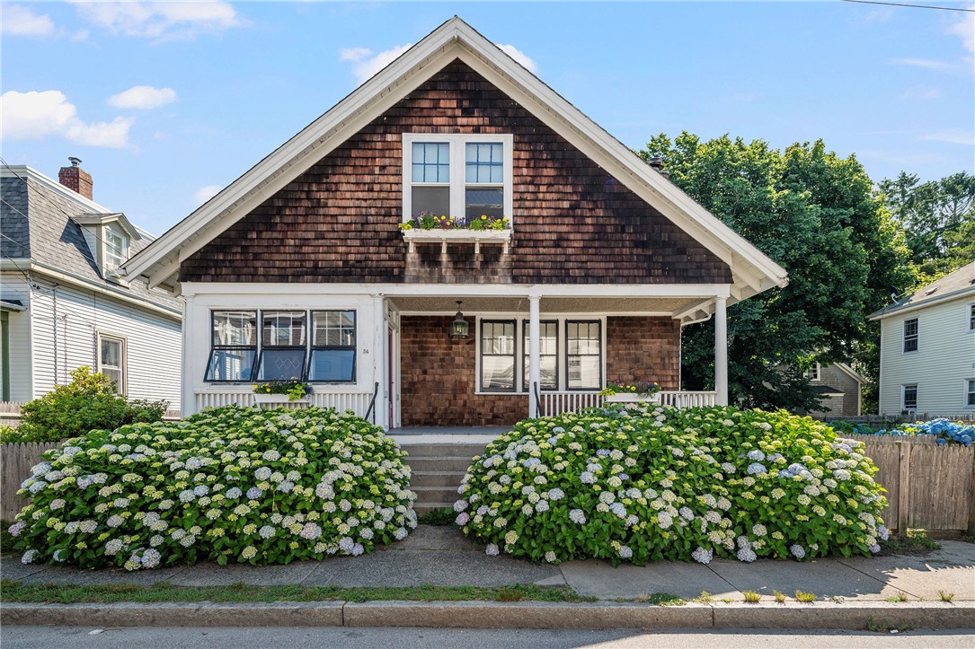 54 Gibbs Avenue