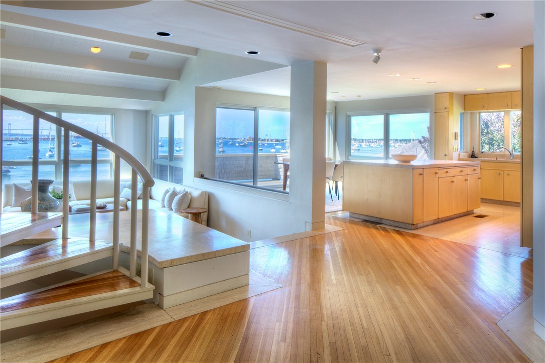 127 Harrison Avenue #11