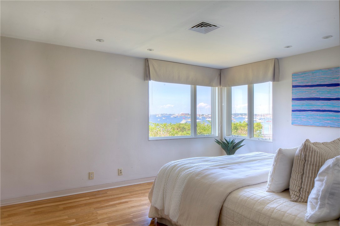 127 Harrison Avenue #11