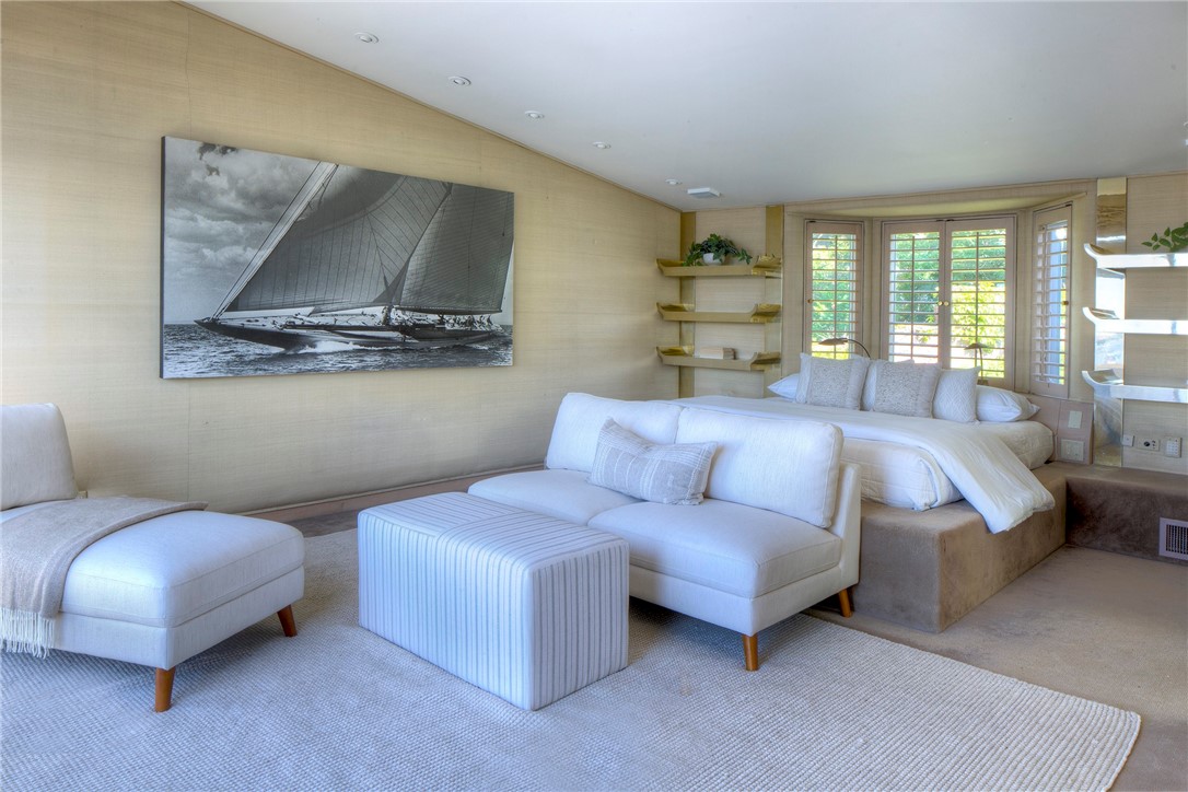 127 Harrison Avenue #11