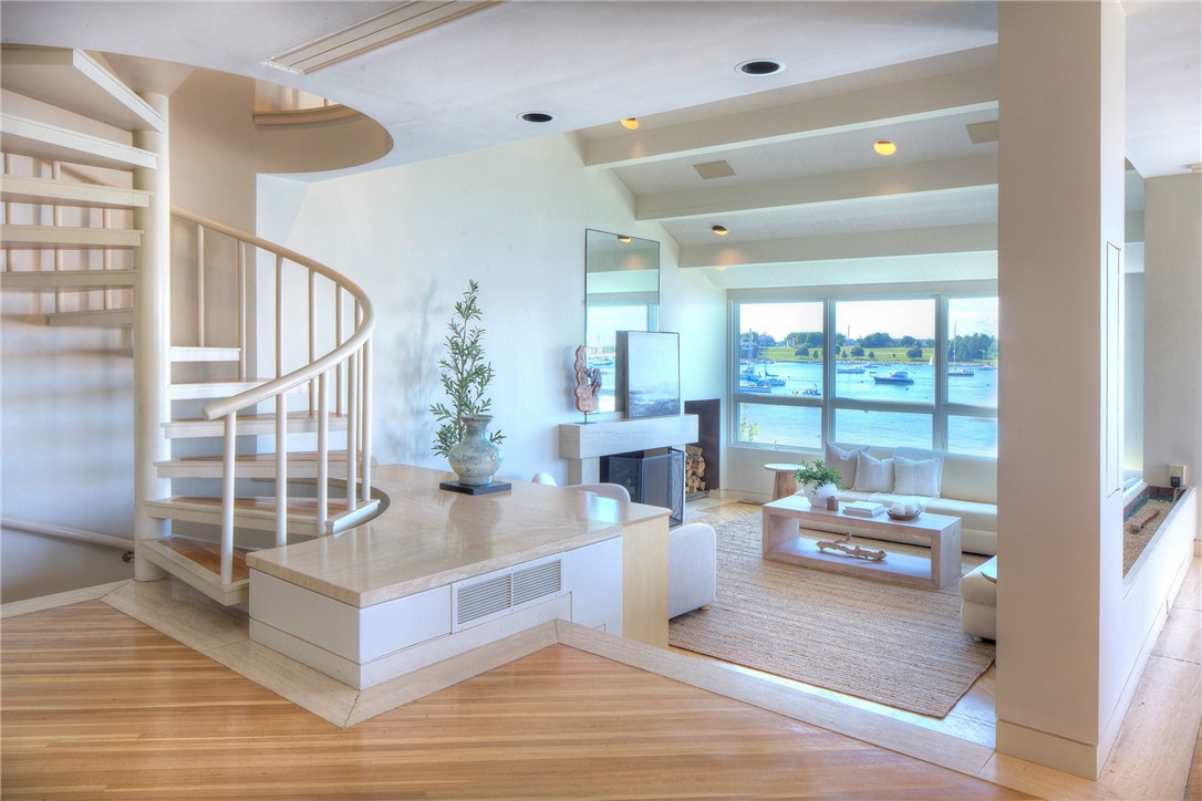 127 Harrison Avenue #11