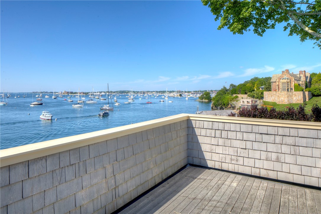 127 Harrison Avenue #11