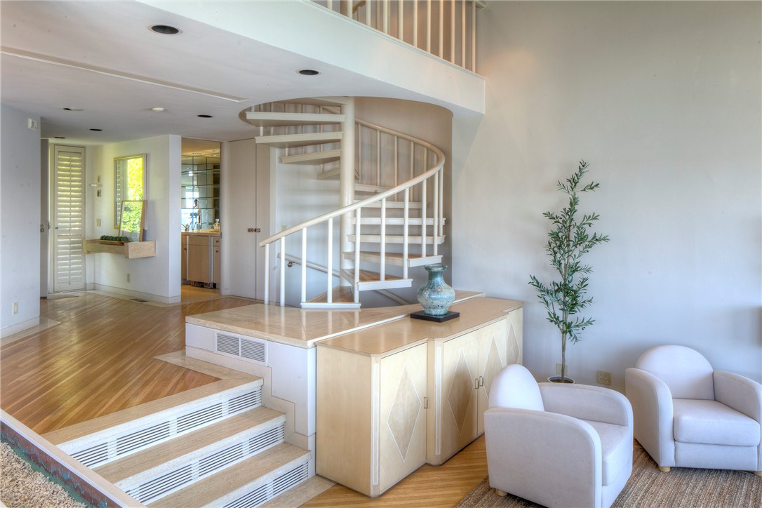 127 Harrison Avenue #11