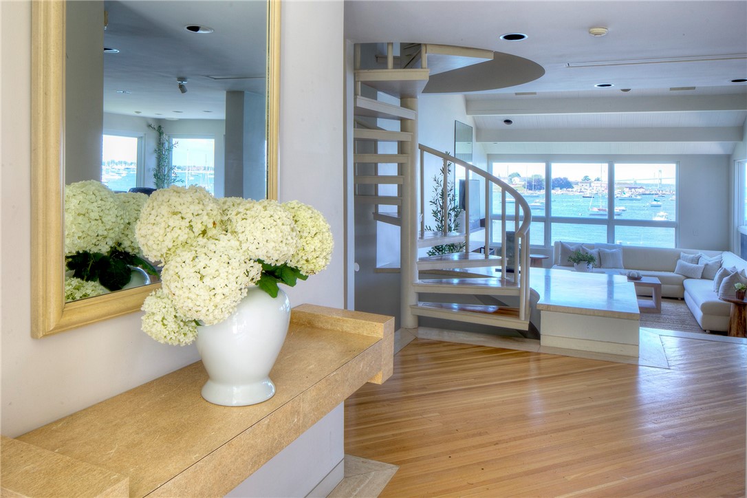 127 Harrison Avenue #11