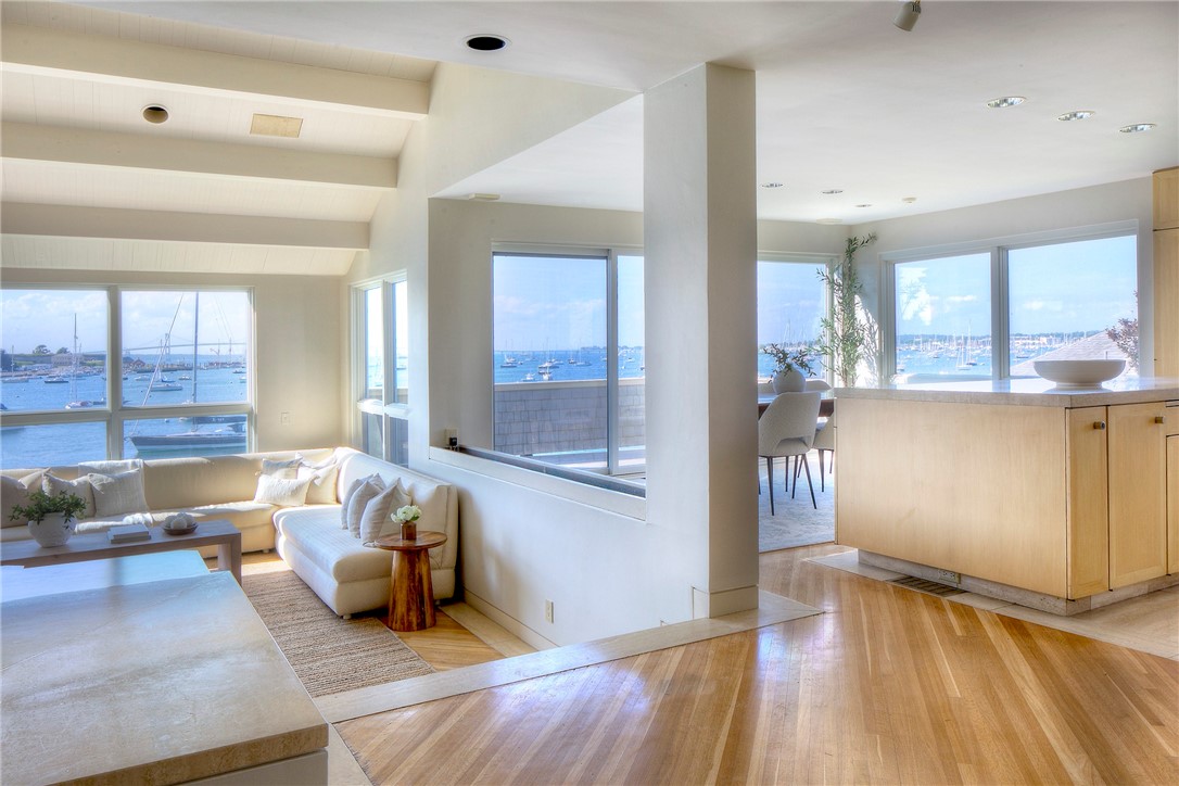 127 Harrison Avenue #11