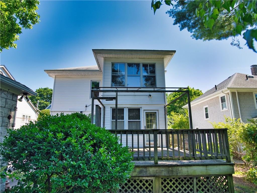22 Luzon Avenue