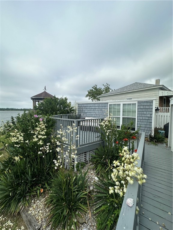 341 Riverside Street