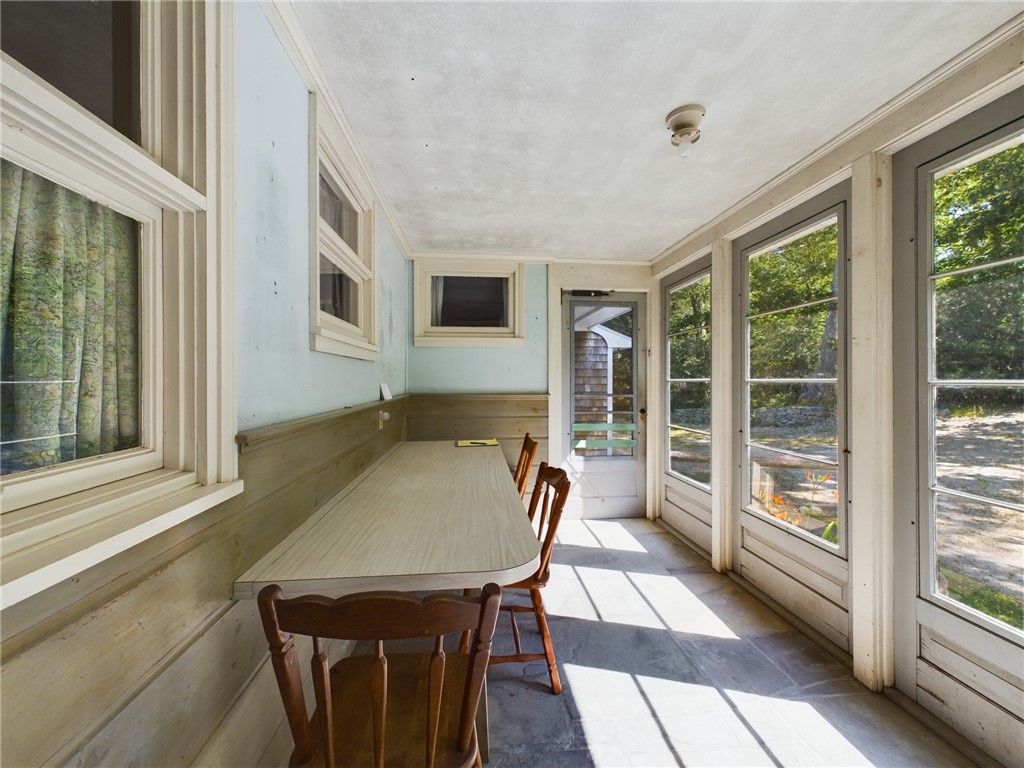 1696 Ministerial Road
