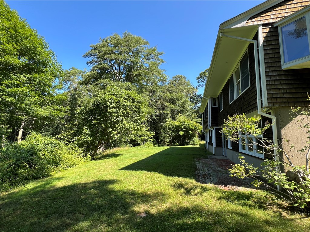1696 Ministerial Road