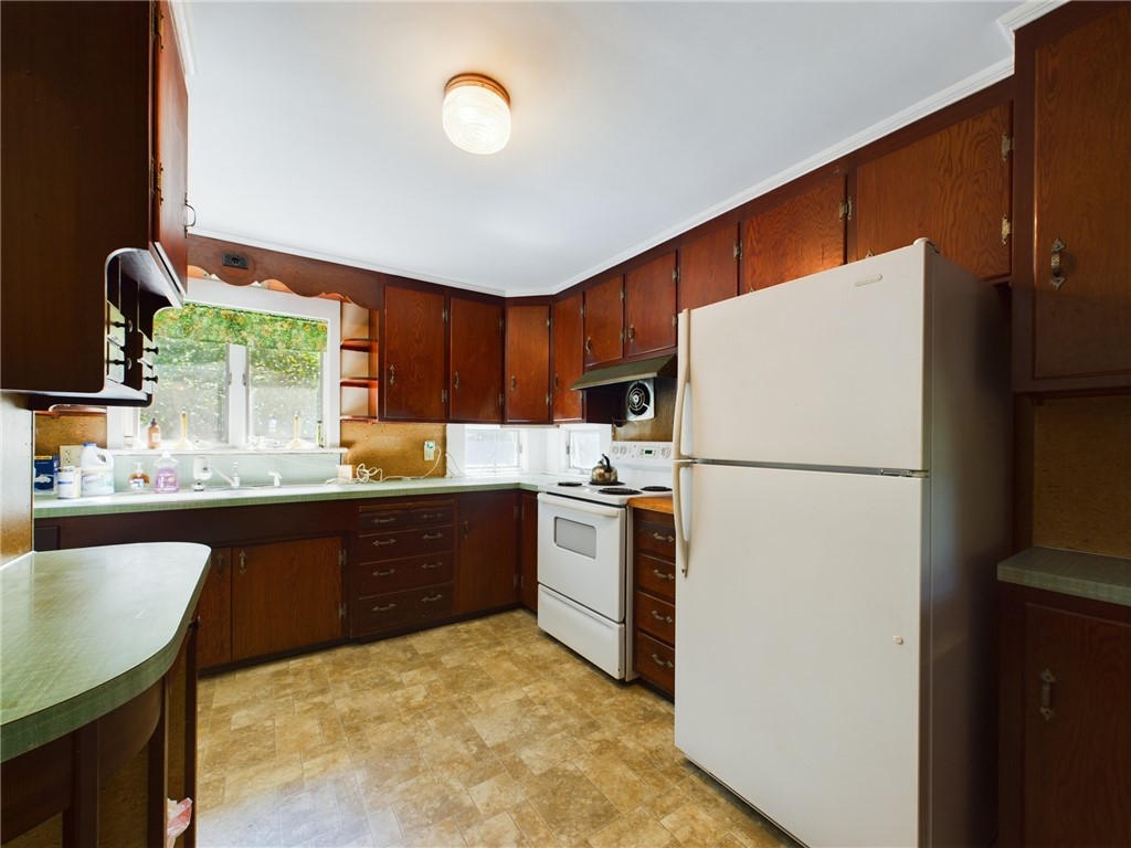 1696 Ministerial Road