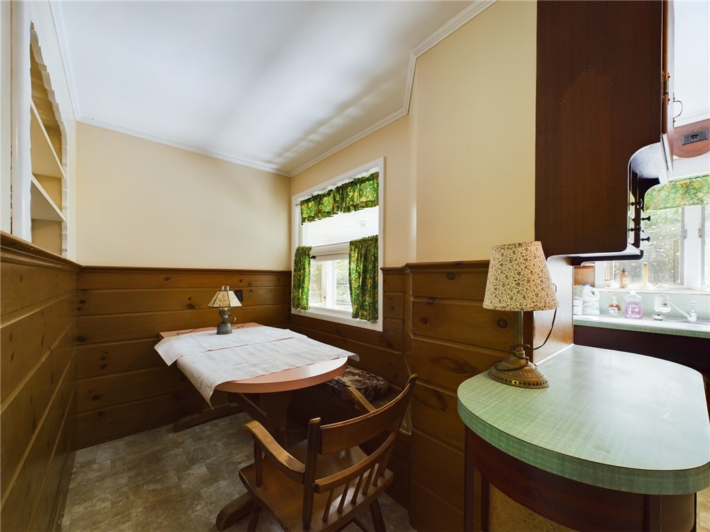 1696 Ministerial Road
