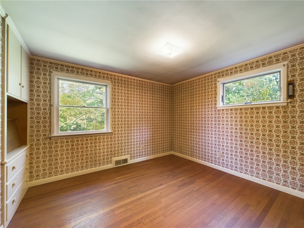 1696 Ministerial Road