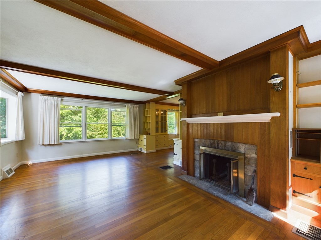 1696 Ministerial Road