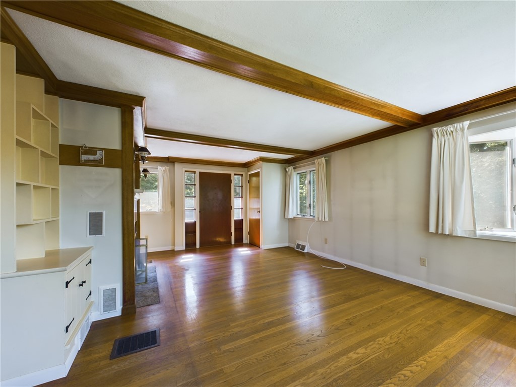 1696 Ministerial Road