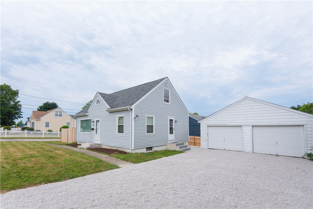 223 Maple Avenue
