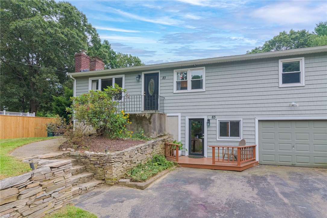 83 Evergreen Road