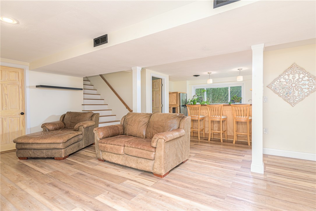 83 Evergreen Road