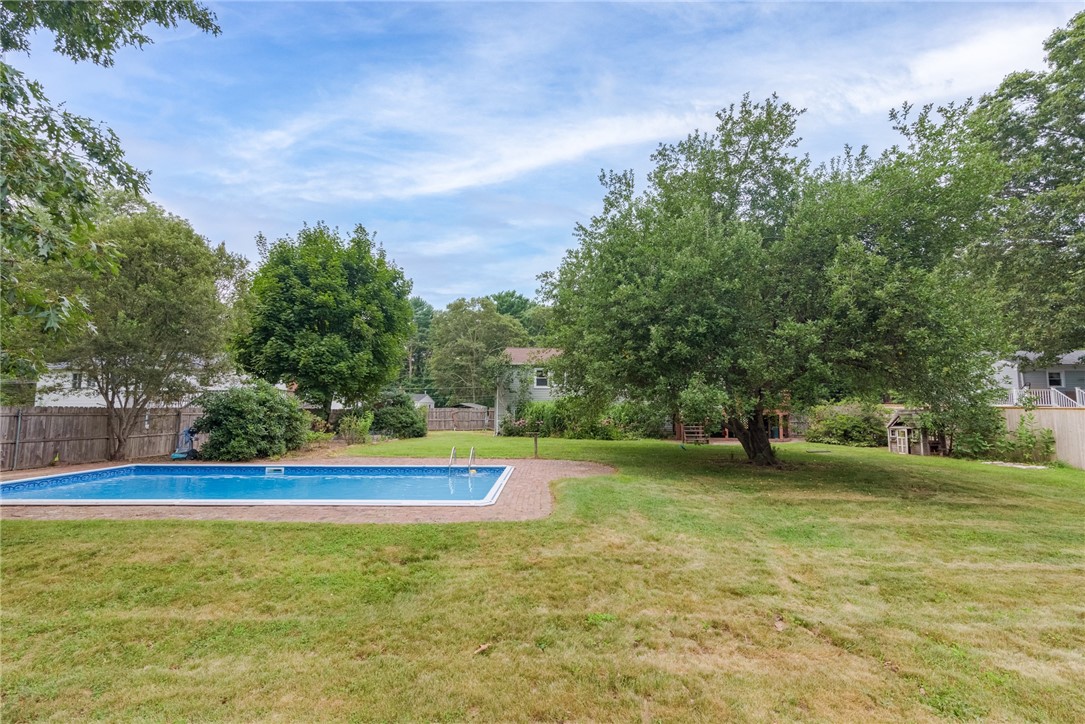83 Evergreen Road