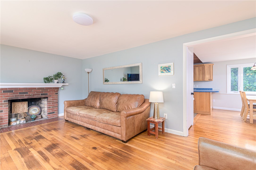 83 Evergreen Road