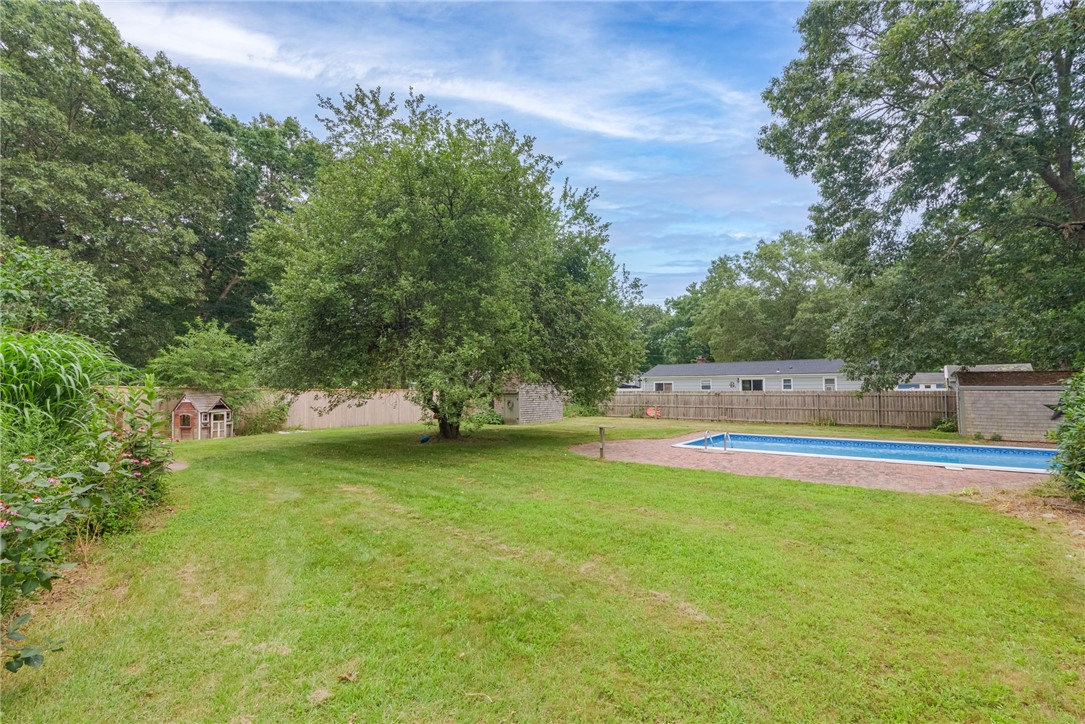 83 Evergreen Road