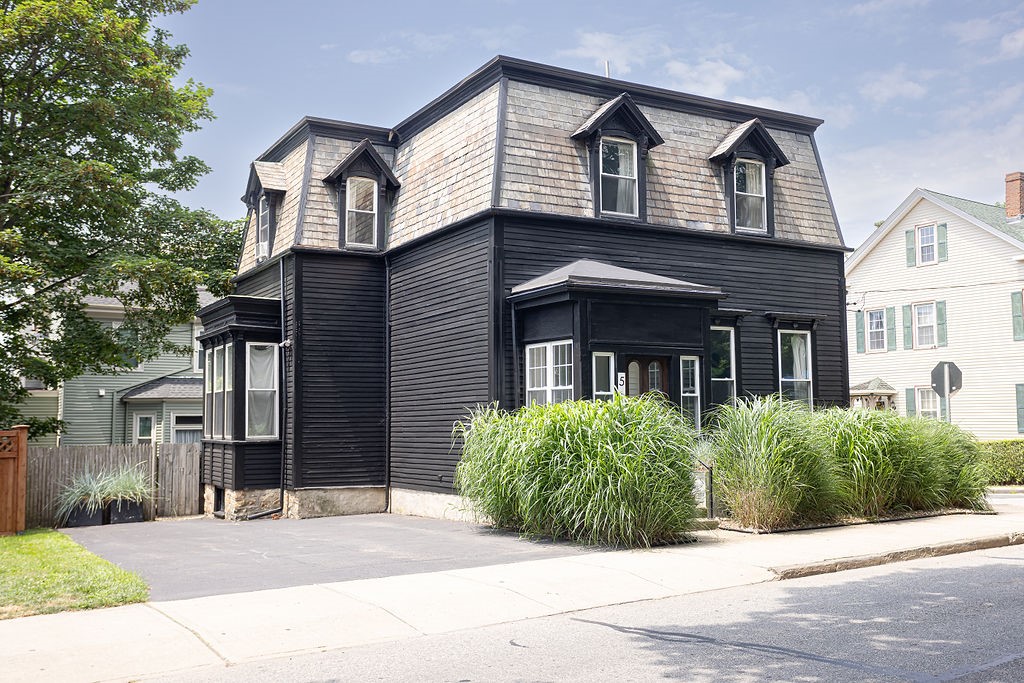 519 Spring Street