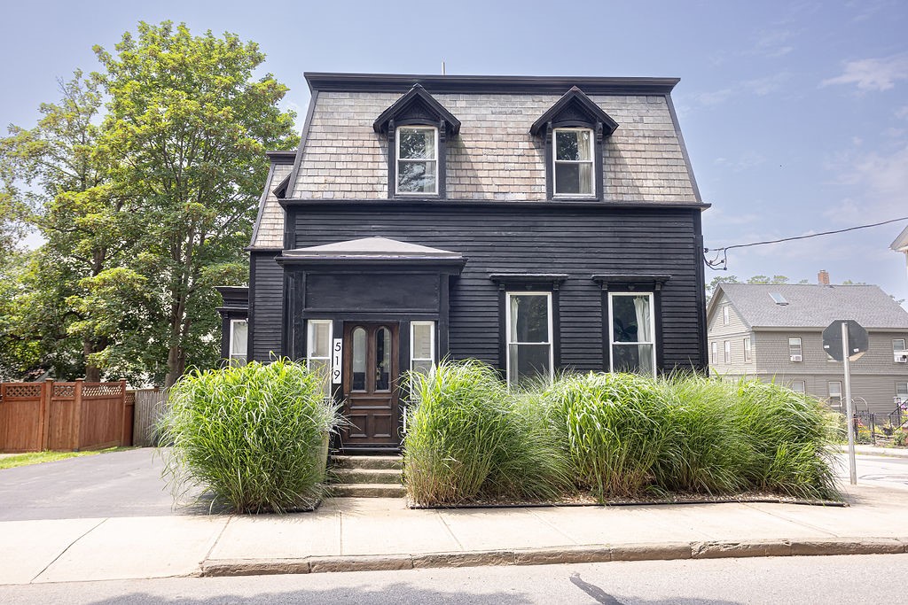 519 Spring Street