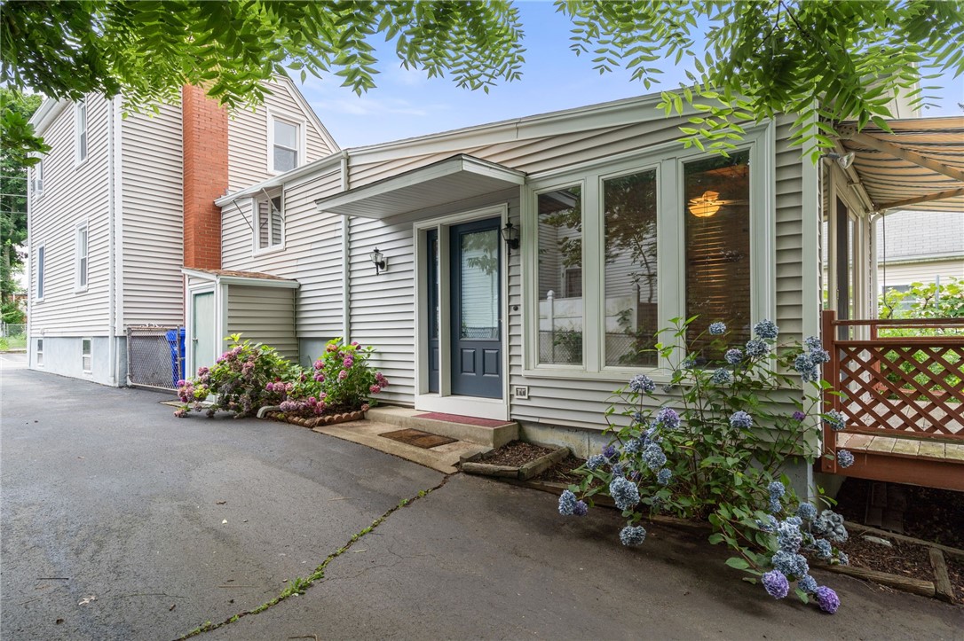 16 Pearse Avenue