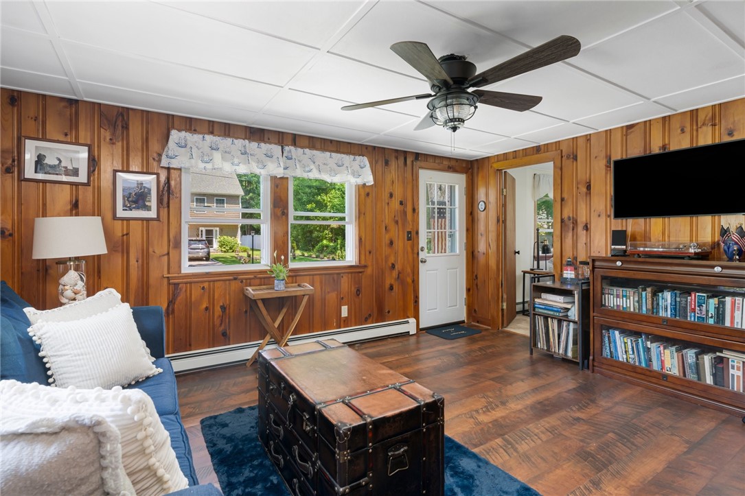 105 Steamboat Street