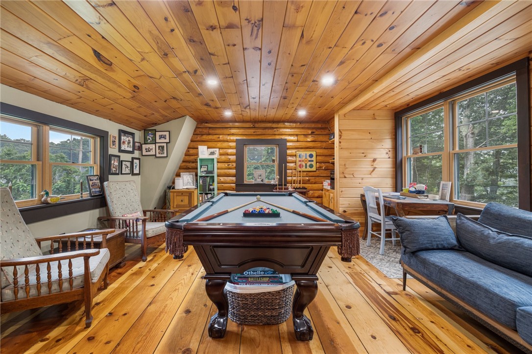 2081 South County Trail