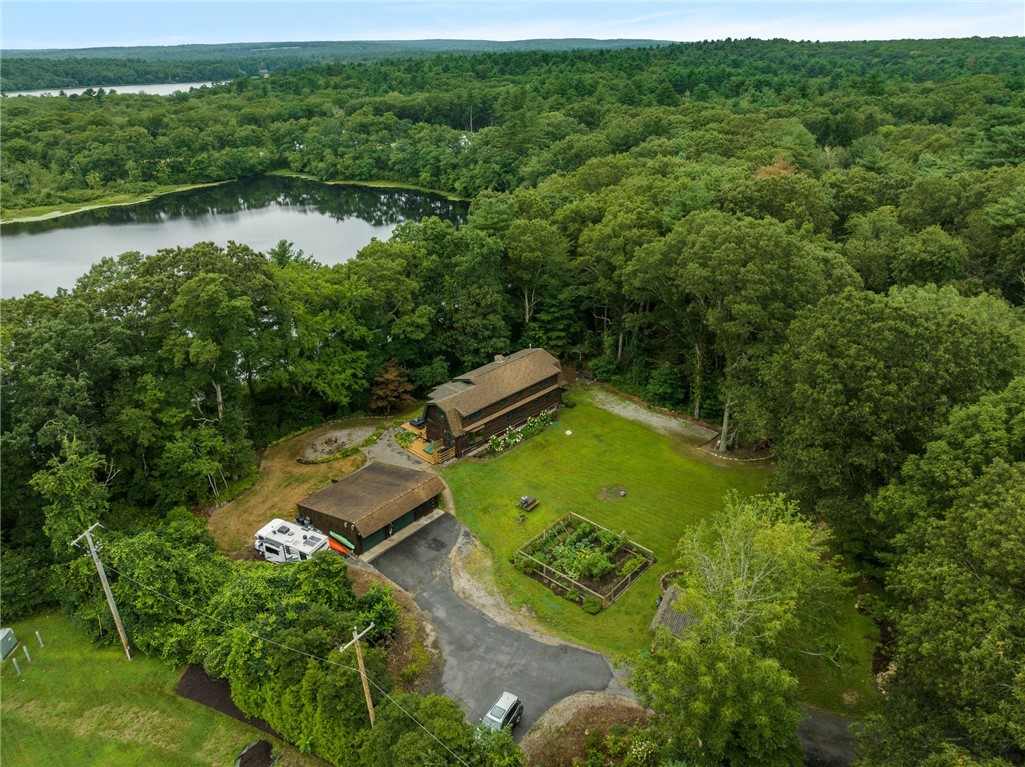2081 South County Trail