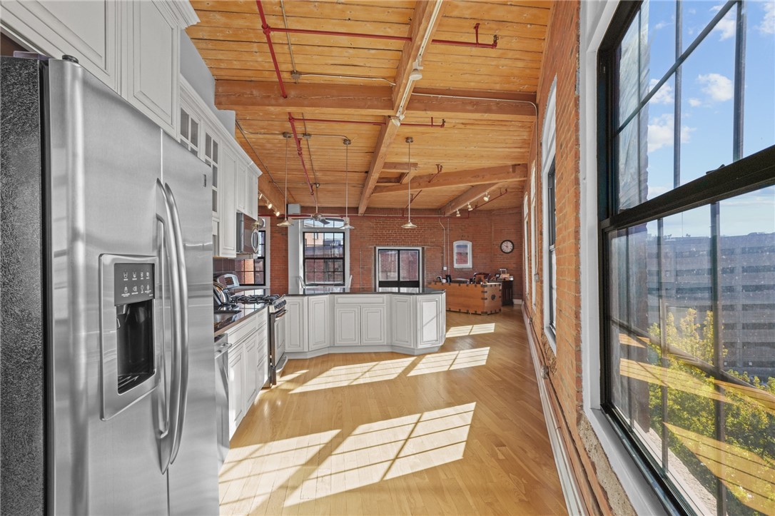 14 Imperial Place 604